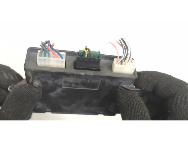 Блок комфорта Cadillac STS 2004-2011 25721760