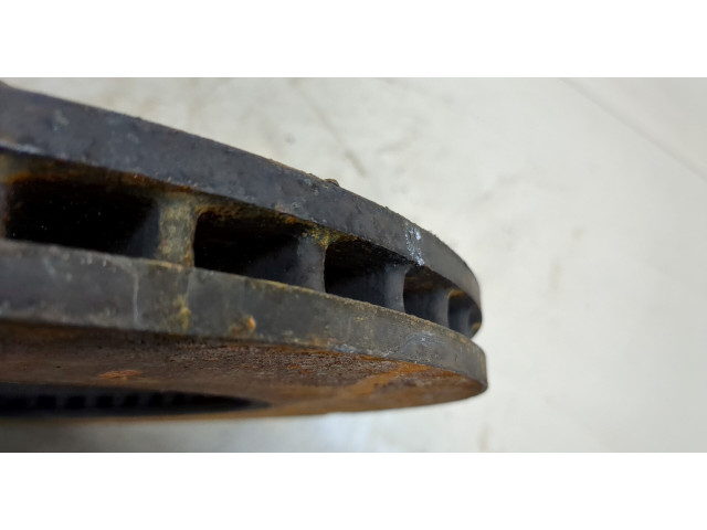 Диск тормозной  Volvo XC40   передний         