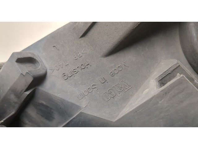 Фара передняя  Volkswagen Passat 6 2005-2010 левая 