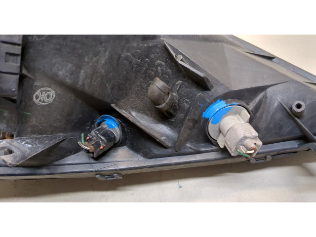 Фара передняя  Toyota Celica 1999-2005 правая 