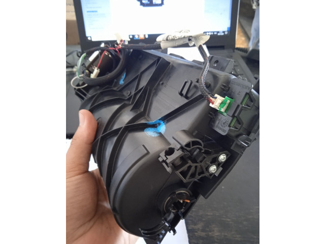 Дисплей мультимедиа  Peugeot 3008 2009-2016 96735367        