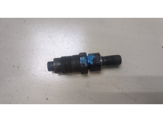 Форсунка топливная Mitsubishi Pajero 1990-2000