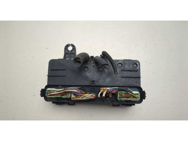 Блок предохранителей Acura MDX 2001-2006