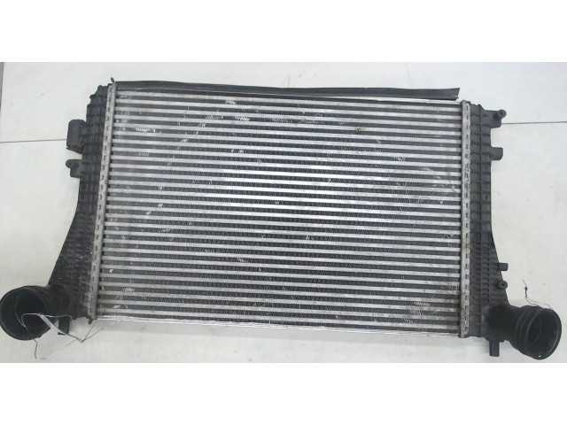 Интеркулер  Volkswagen Golf 5 2003-2009 1.9  1K0145803R    