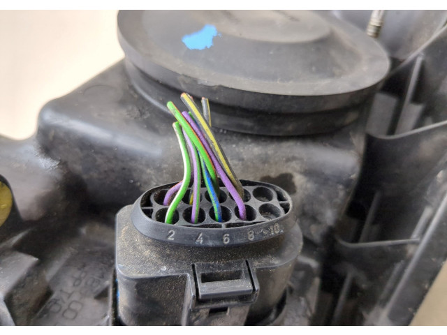 Фара передняя Ford Fiesta 2008-2013 левая