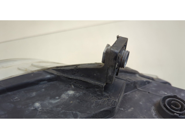 Фара передняя Volkswagen Passat 6 2005-2010 левая