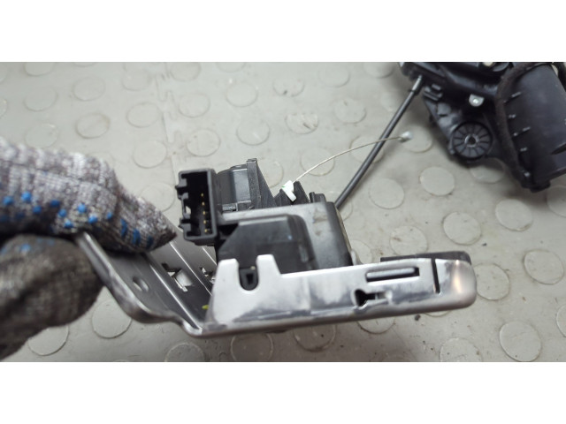 Замок багажника  Volvo S90 2016-2020       