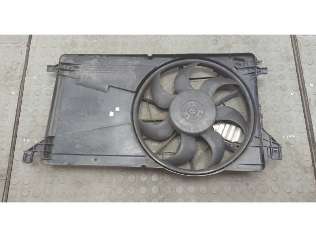 Вентилятор радиатора  Ford Focus 2 2005-2008           