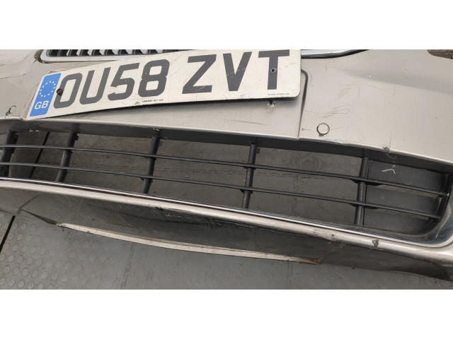 Бампер  Skoda SuperB 2008-2015 передний   