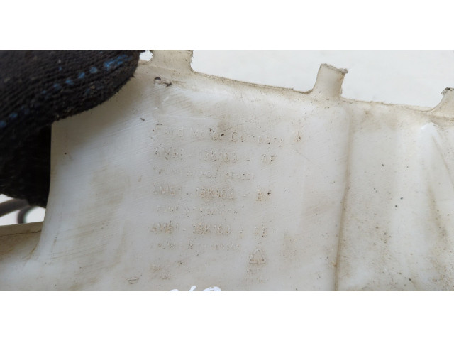 Бачок омывателя  Ford Focus 2 2005-2008    