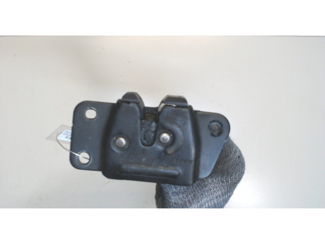 Замок багажника Mitsubishi Galant 1997-2003