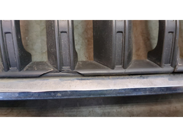 Решетка радиатора  Skoda Yeti 2013-2018          5l0853668a