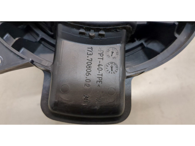 Моторчик печки  Mercedes R W251 2005-        