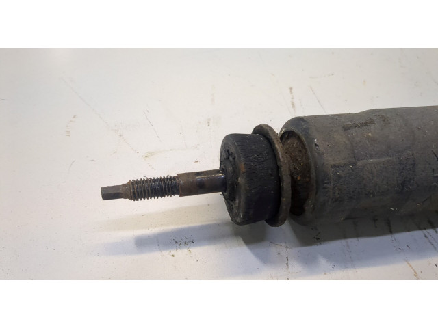 Стойка амортизатора  Jeep Grand Cherokee 1999-2003      4.7  бензин