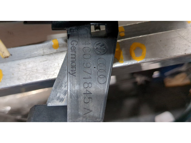 Блок предохранителей  Audi A6 (C7) 2011-2018      4G0971845A   