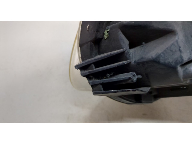 Фара передняя Volkswagen Jetta 5 2004-2010 правая