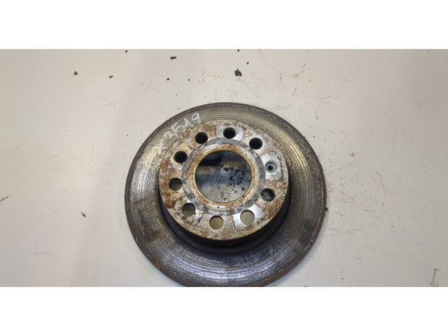 Диск тормозной Skoda Yeti 2009-2014 2.0 задний 1K0615601AB, 5Q0615601F