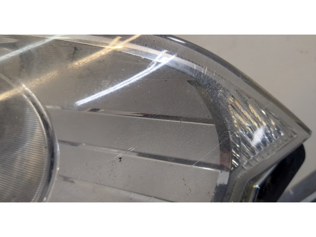 Фара передняя  Ford Kuga 2008-2012 правая 