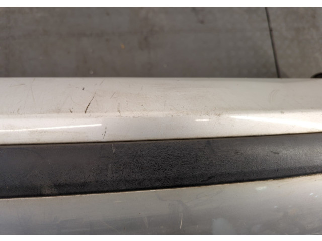 Бампер  Skoda Fabia 1999-2007 задний   6Y9807421G