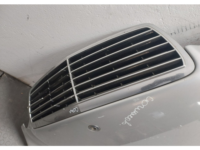 Решетка радиатора  Mercedes E W211 2002-2009          A21188005839040