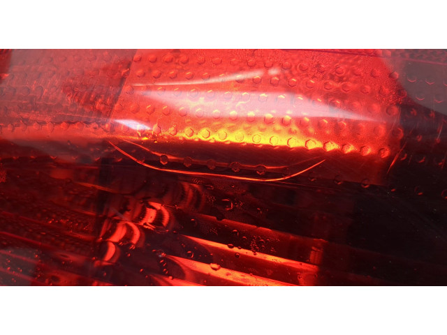 Задний фонарь          