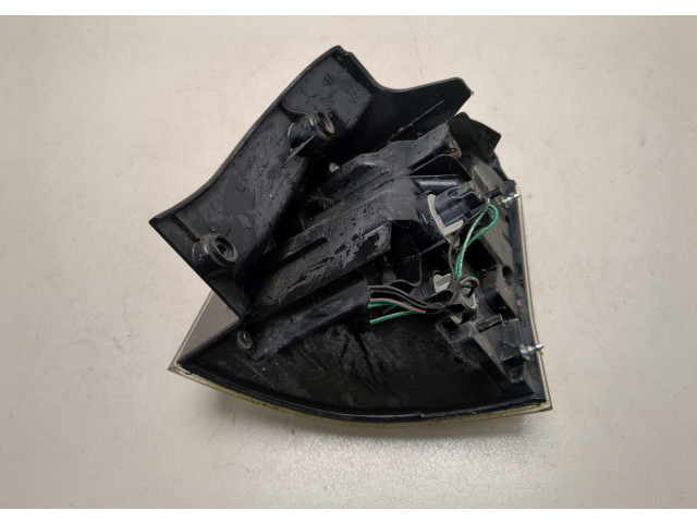 Задний фонарь