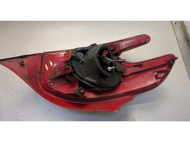 Задний фонарь          