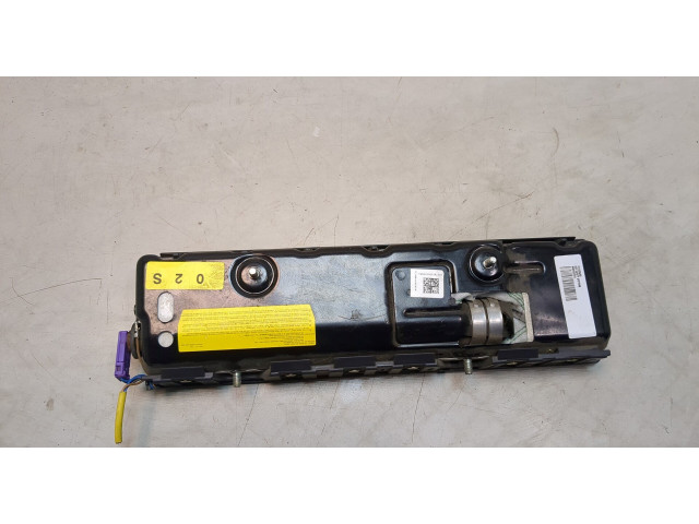 Подушка безопасности коленная Skoda SuperB 2008-2015