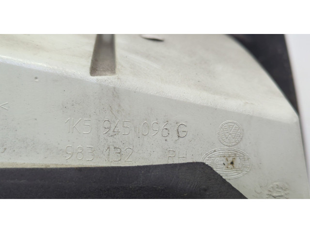 Задний фонарь          