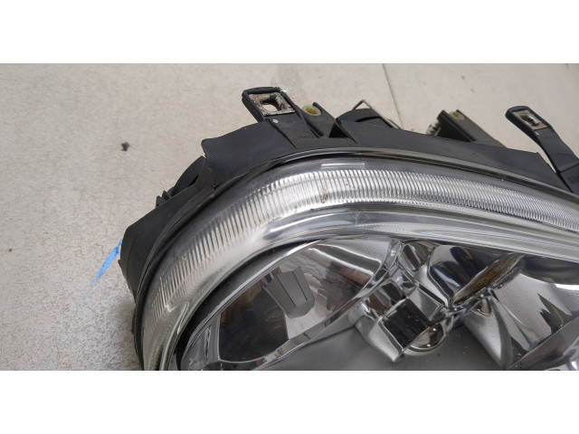 Фара передняя  Volkswagen Golf 4 1997-2005 правая 