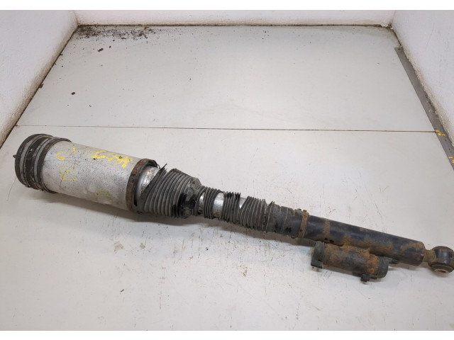 Стойка амортизатора Mercedes S W220 1998-2006 A2203205013