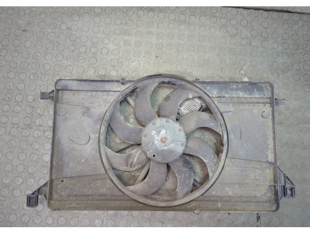 Вентилятор радиатора  Ford Focus 2 2005-2008           