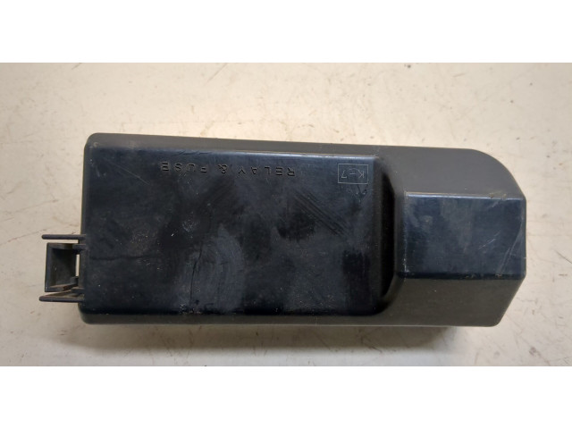 Крышка блока предохранителей Daihatsu Terios 2