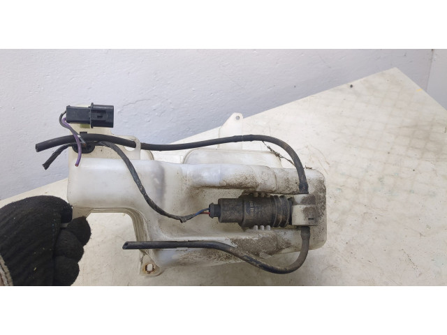 Бачок омывателя Mitsubishi Outlander XL 2006-2012