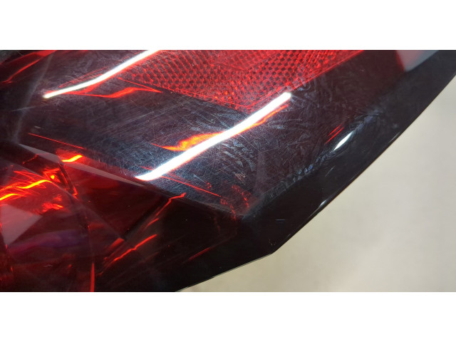 Задний фонарь