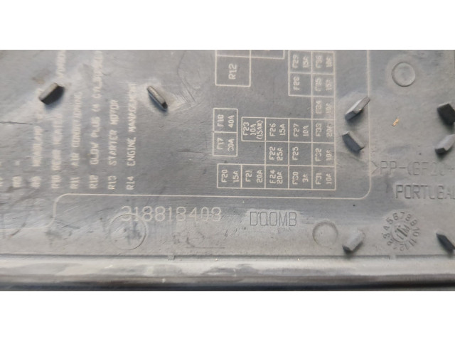 Блок предохранителей  Volvo V50 2004-2012         