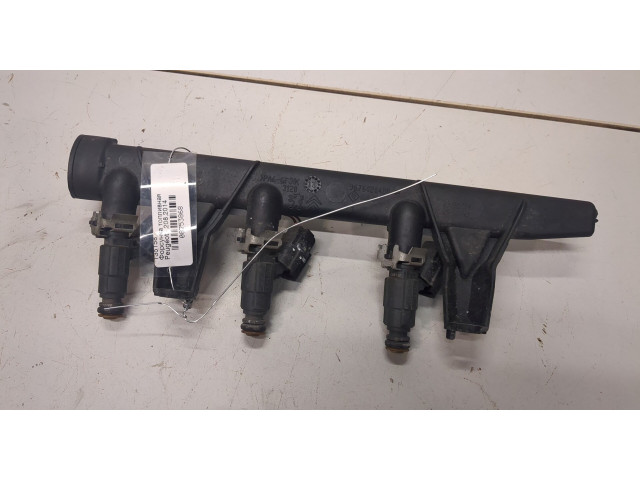 Форсунка топливная Peugeot 208