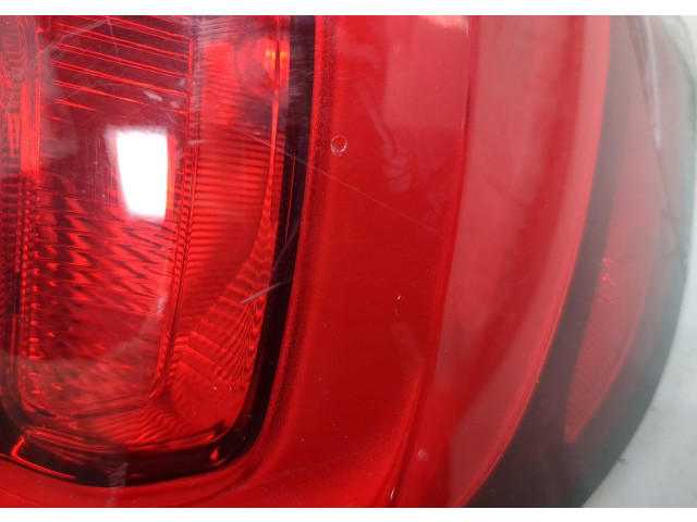 Задний фонарь 84379498