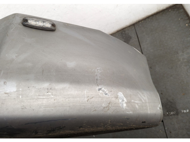 Бампер Nissan Elgrand 2002-2010 задний