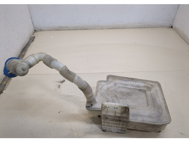 Бачок омывателя Volkswagen Golf 6 2009-2012