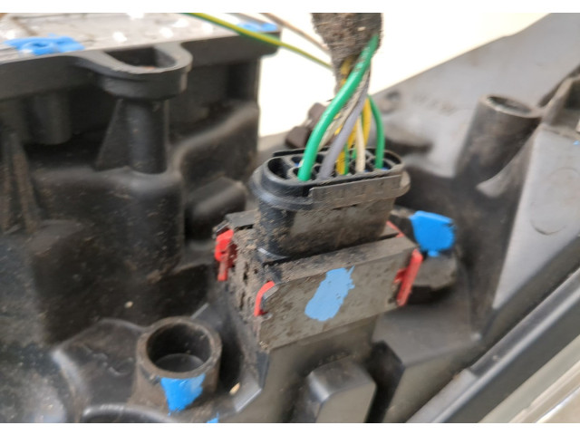 Фара передняя  Citroen C4 2004-2010 правая 