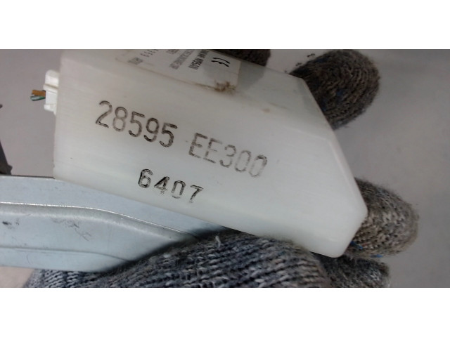 Блок комфорта Nissan Tiida 2004-2010 28595EE300