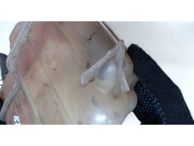 Бачок расширительный  Ford Expedition 1996-2002     4.6