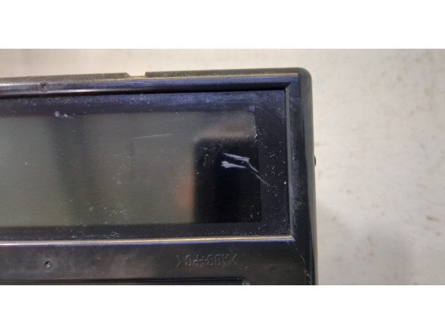 Дисплей бортового компьютера  Volvo V50 2004-2012        