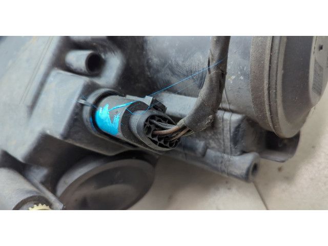 Фара передняя  Volkswagen Passat 6 2005-2010 левая 