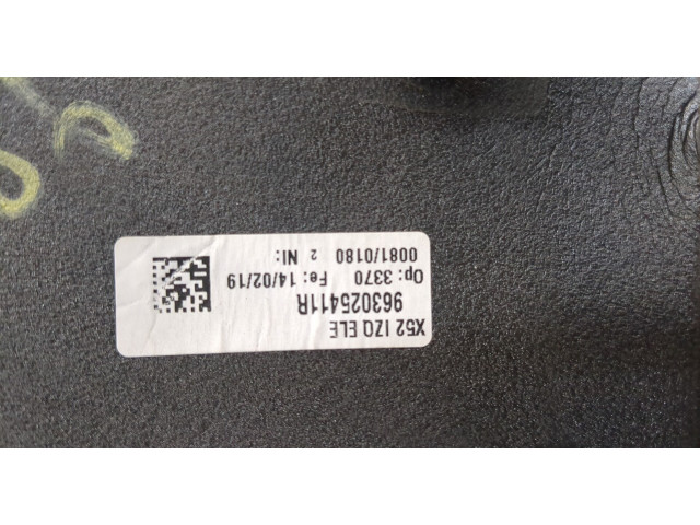 Зеркало боковое Dacia Logan 2016-2020 левое