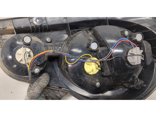 Задний фонарь 212198L