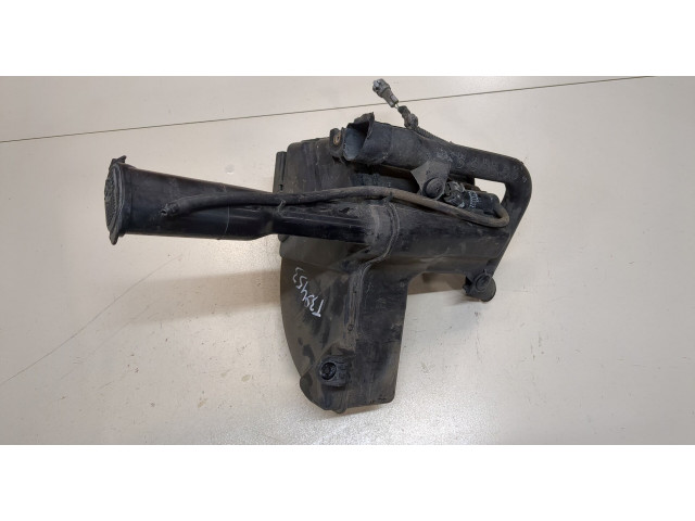 Бачок омывателя Lexus IS 1999-2005