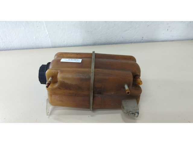 Бачок расширительный Infiniti QX56 2004-2010 217107S000