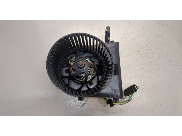 Моторчик печки Volkswagen Golf 4 1997-2005